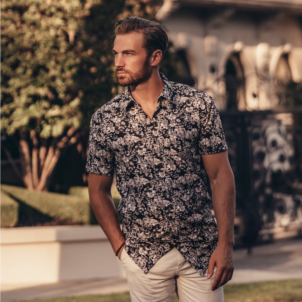 6 Button-Down Summer Dress Shirts ($5 Each)